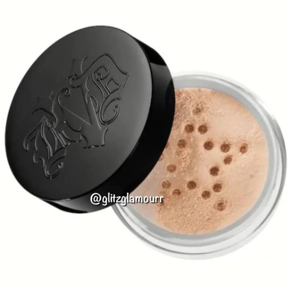✨Kat Von D Lock-It Brightening Powder✨